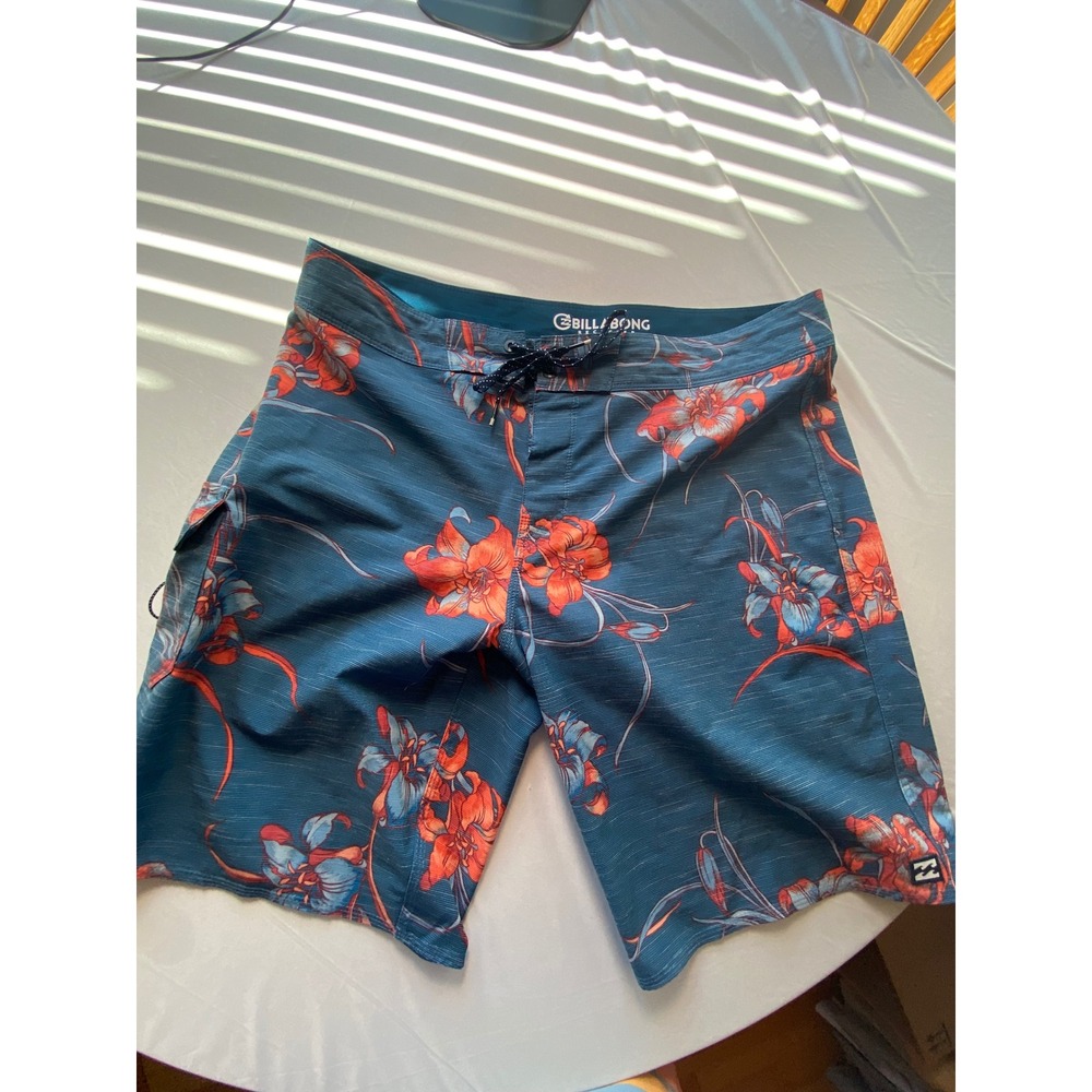 Billabong Recycler All Day Pro Board Shorts Mens 34 Blue Floral M132TBAF